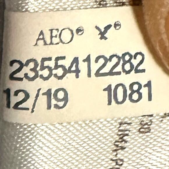 American Eagle Jeans Women’s 14L Mom Jean High Rise Medium Blue Distressed - Picture 7 of 10